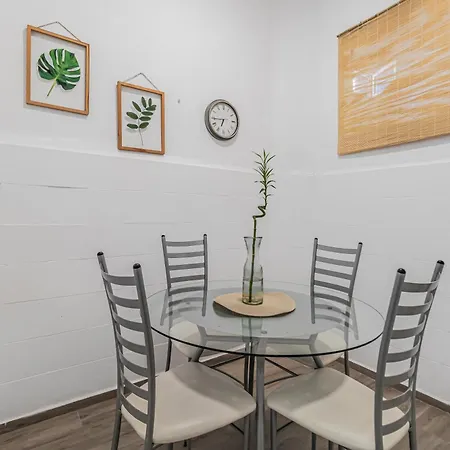 & Surf Guanarteme شقة